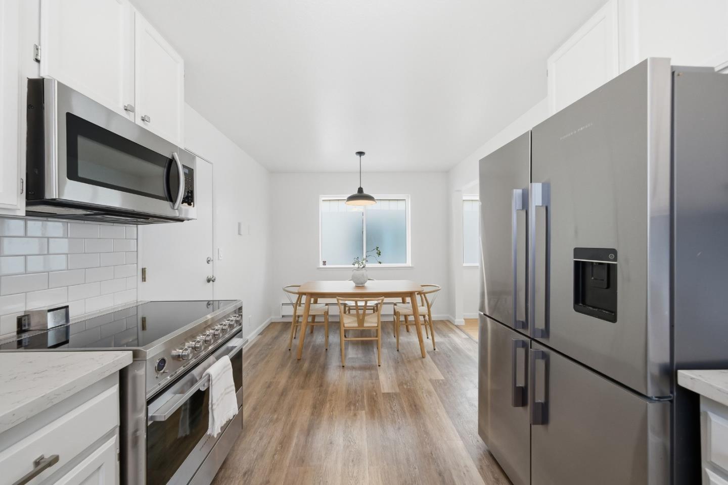 Detail Gallery Image 23 of 53 For 495 Ebken St, Pacifica,  CA 94044 - 2 Beds | 1/1 Baths