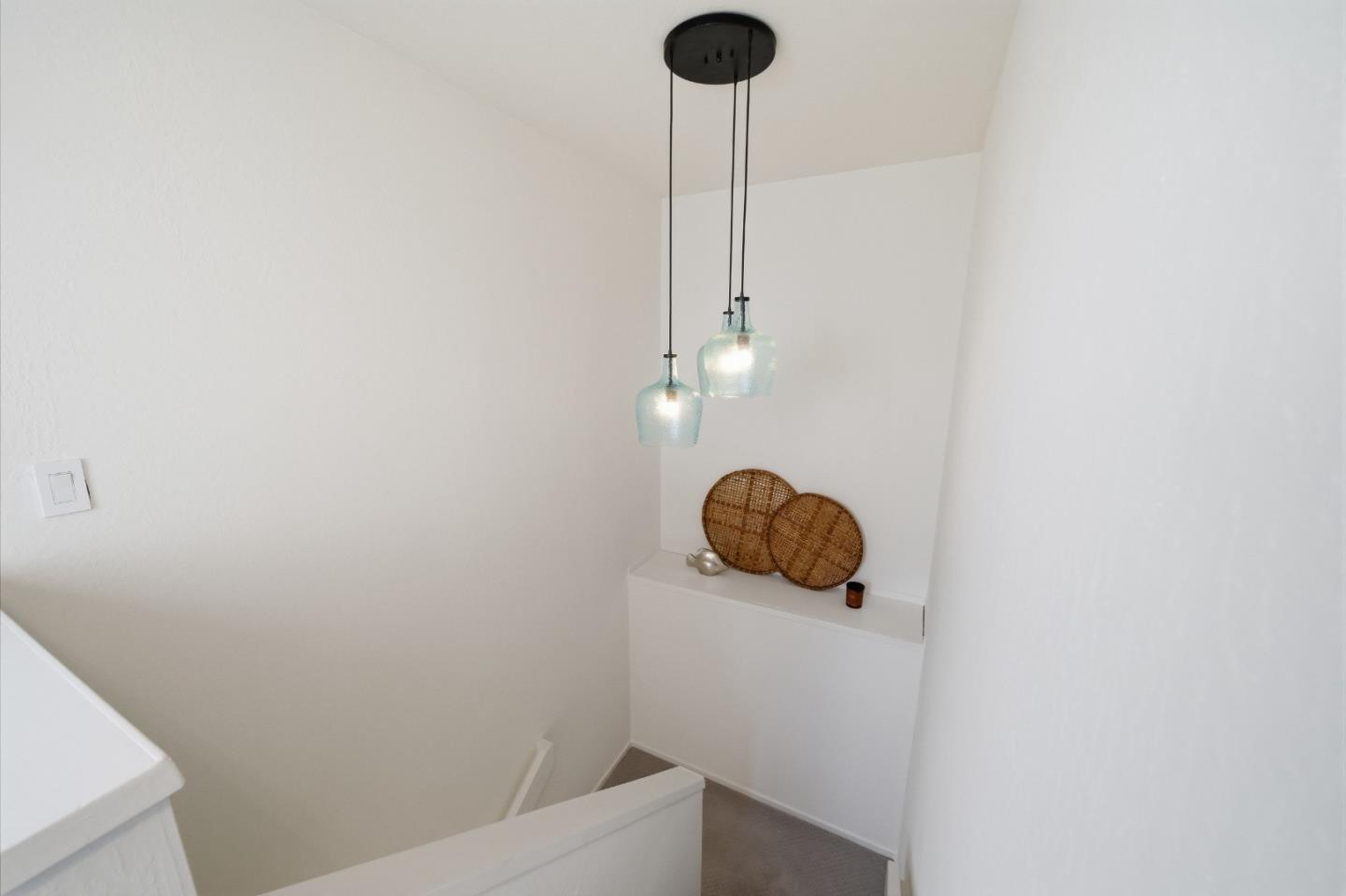 Detail Gallery Image 26 of 53 For 495 Ebken St, Pacifica,  CA 94044 - 2 Beds | 1/1 Baths