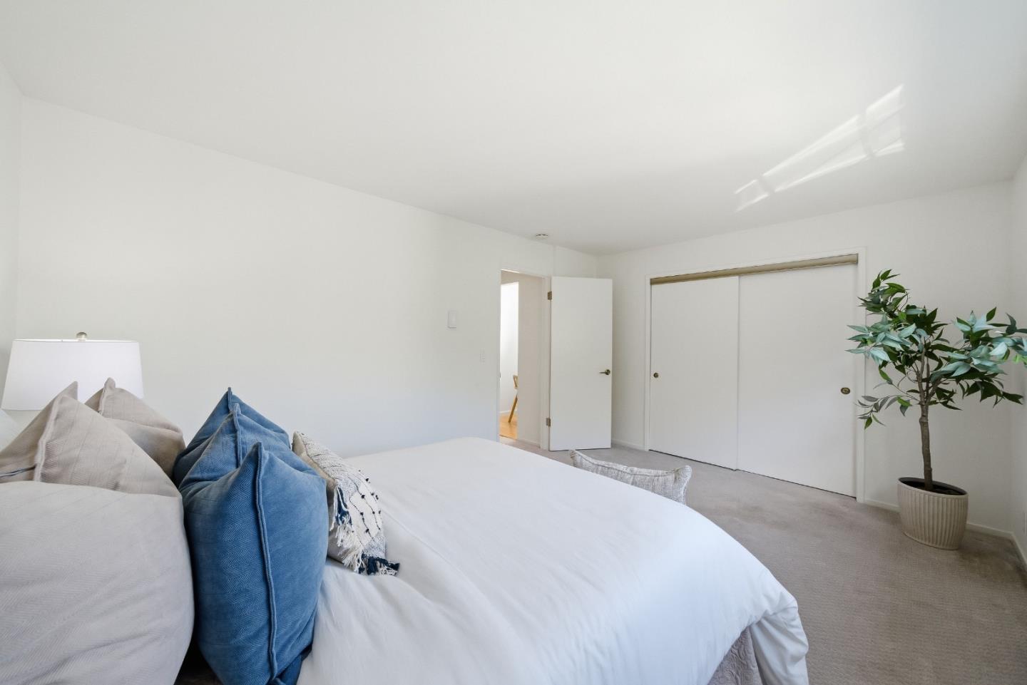 Detail Gallery Image 31 of 53 For 495 Ebken St, Pacifica,  CA 94044 - 2 Beds | 1/1 Baths