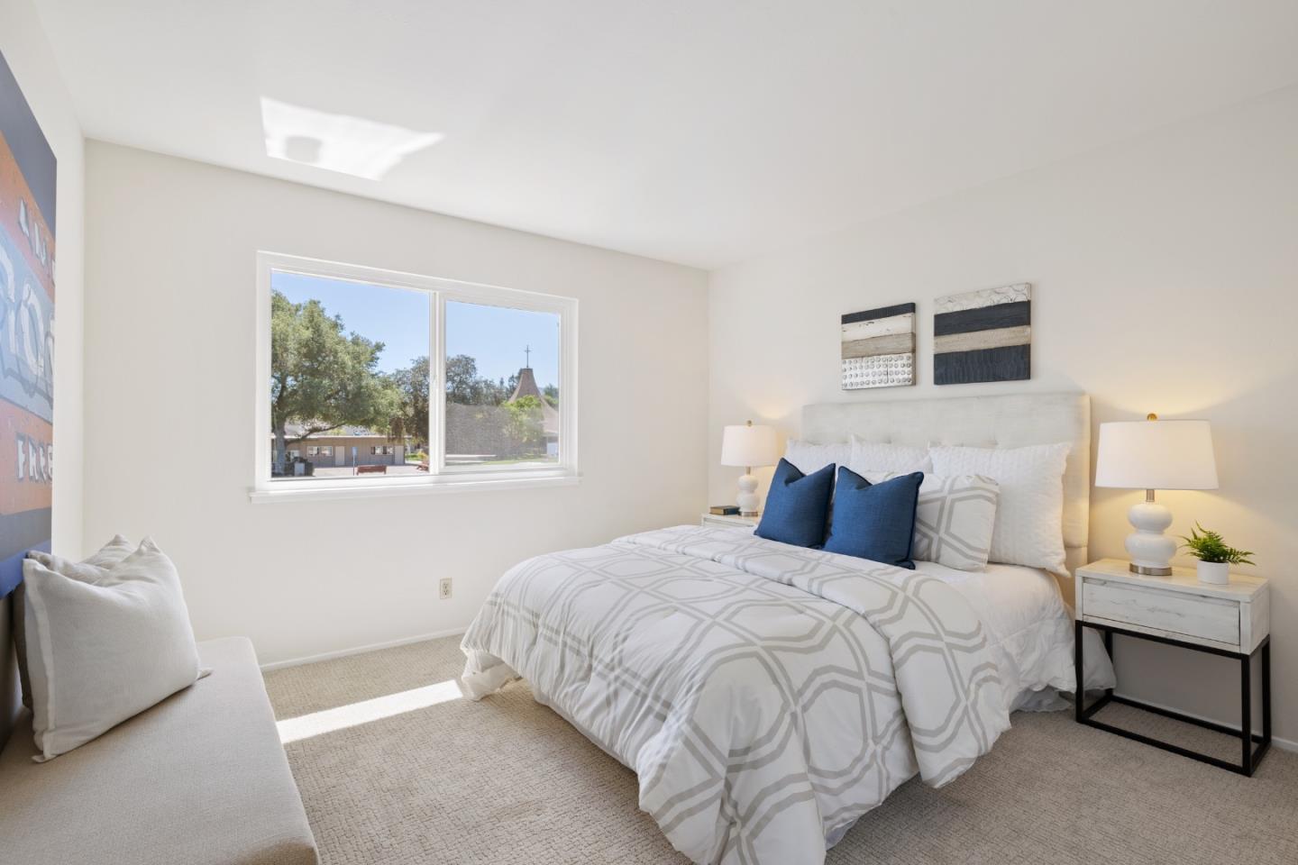 Detail Gallery Image 19 of 28 For 1102 Blue Lake Sq, Mountain View,  CA 94040 - 4 Beds | 2/1 Baths