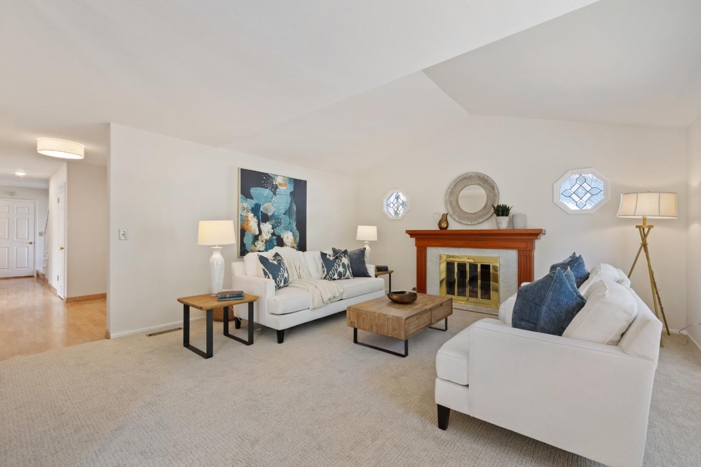 1102 Blue Lake Square, Mountain View, CA, 94040