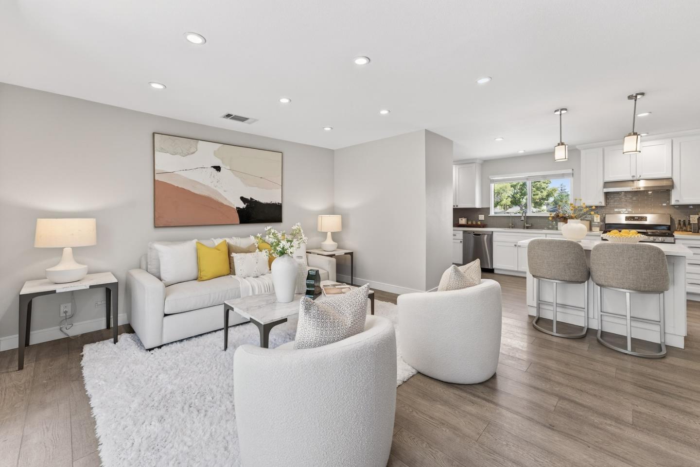 Detail Gallery Image 11 of 26 For 5657 Rotterdam Ln, San Jose,  CA 95118 - 4 Beds | 2 Baths