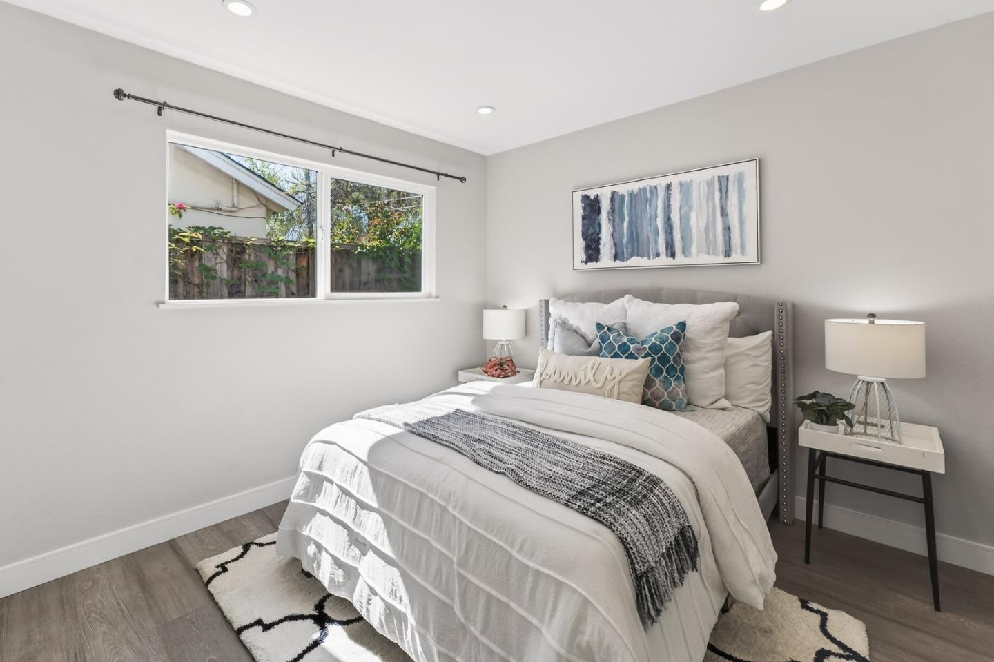 Detail Gallery Image 16 of 26 For 5657 Rotterdam Ln, San Jose,  CA 95118 - 4 Beds | 2 Baths