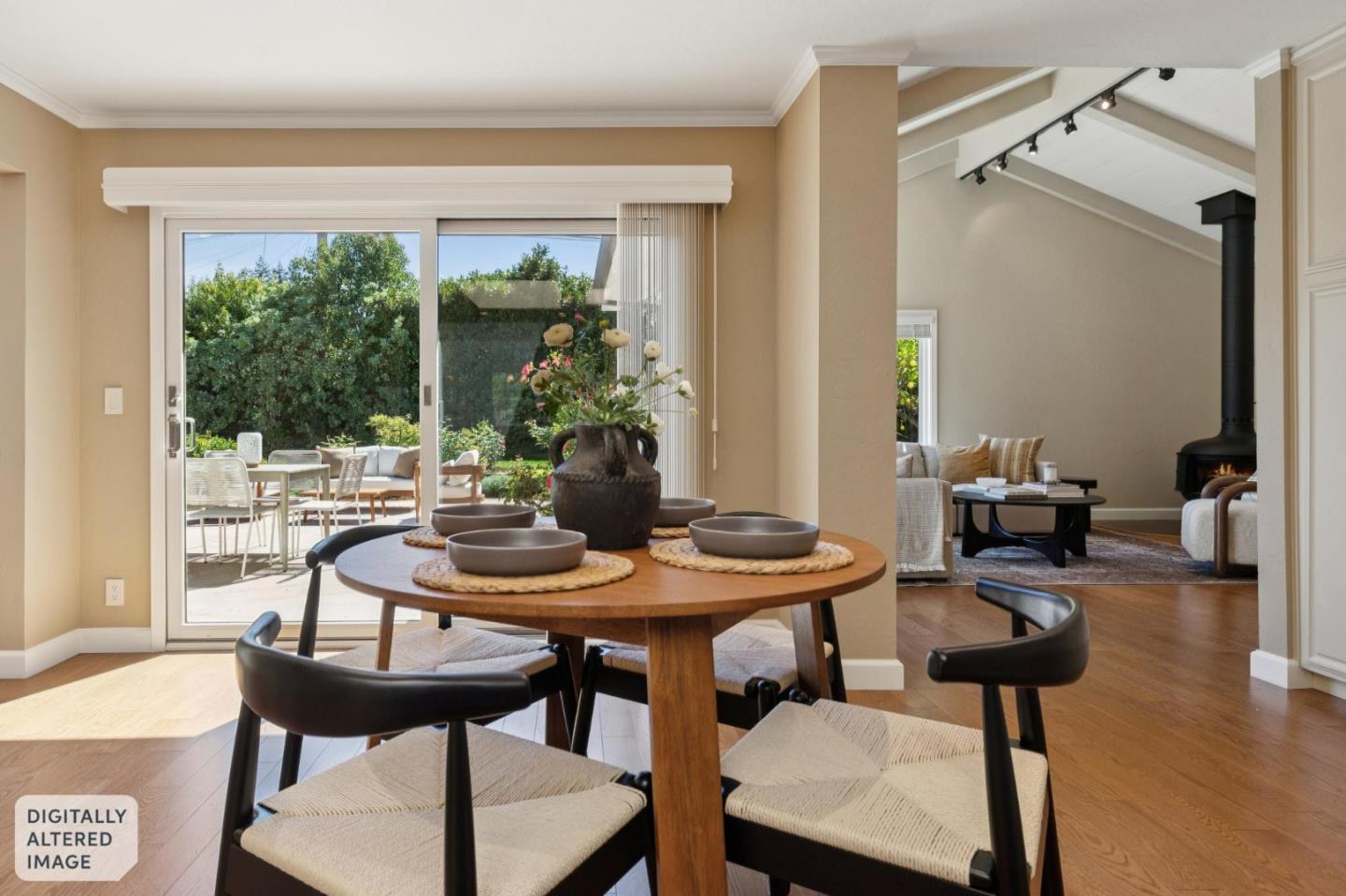 Detail Gallery Image 18 of 44 For 100 Yerba Santa Ave, Los Altos,  CA 94022 - 4 Beds | 2/1 Baths