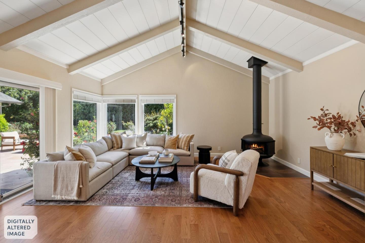 Detail Gallery Image 20 of 44 For 100 Yerba Santa Ave, Los Altos,  CA 94022 - 4 Beds | 2/1 Baths