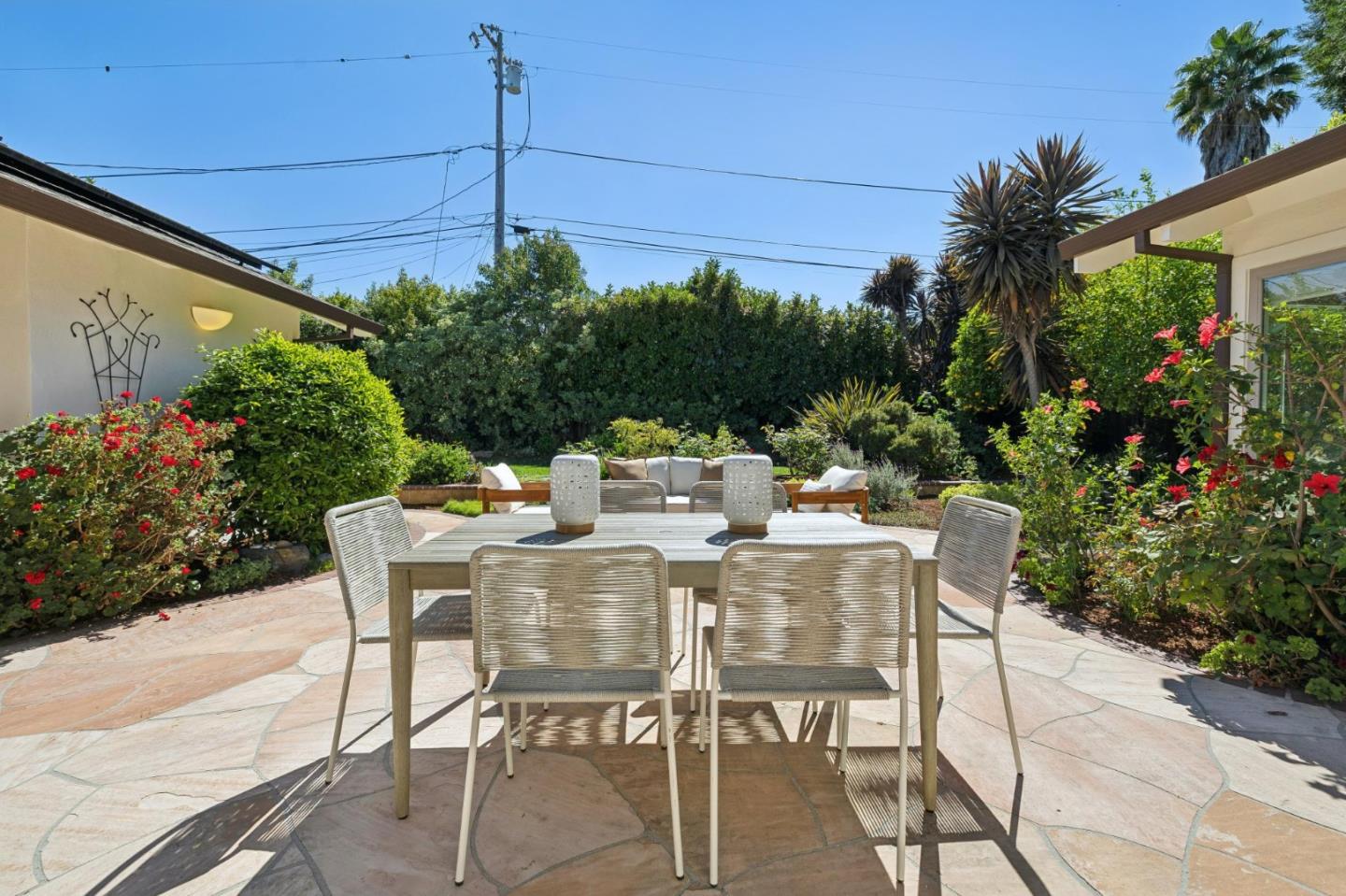 Detail Gallery Image 37 of 44 For 100 Yerba Santa Ave, Los Altos,  CA 94022 - 4 Beds | 2/1 Baths