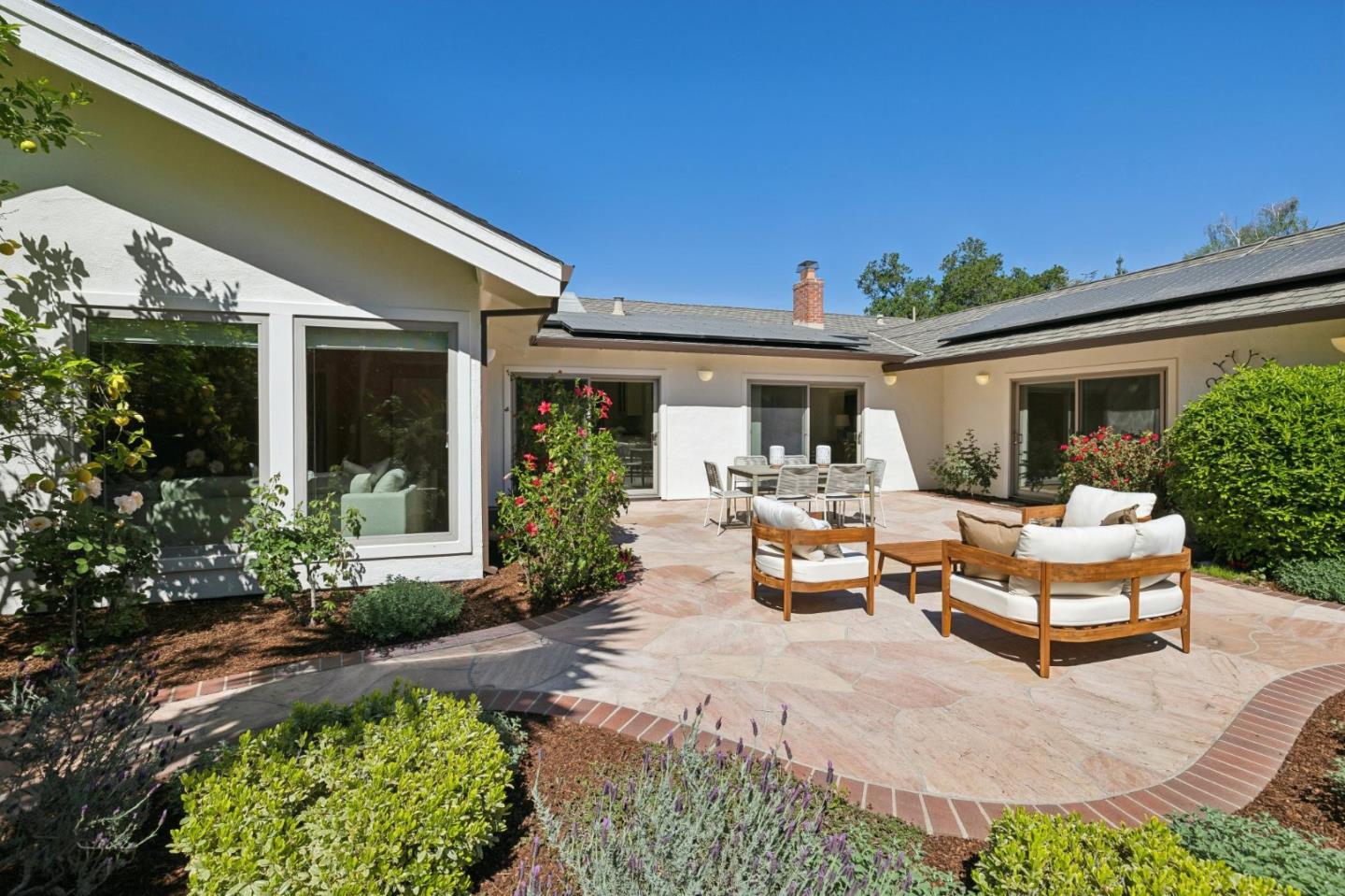 Detail Gallery Image 39 of 44 For 100 Yerba Santa Ave, Los Altos,  CA 94022 - 4 Beds | 2/1 Baths