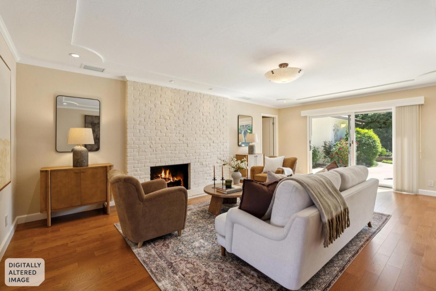 Detail Gallery Image 5 of 44 For 100 Yerba Santa Ave, Los Altos,  CA 94022 - 4 Beds | 2/1 Baths