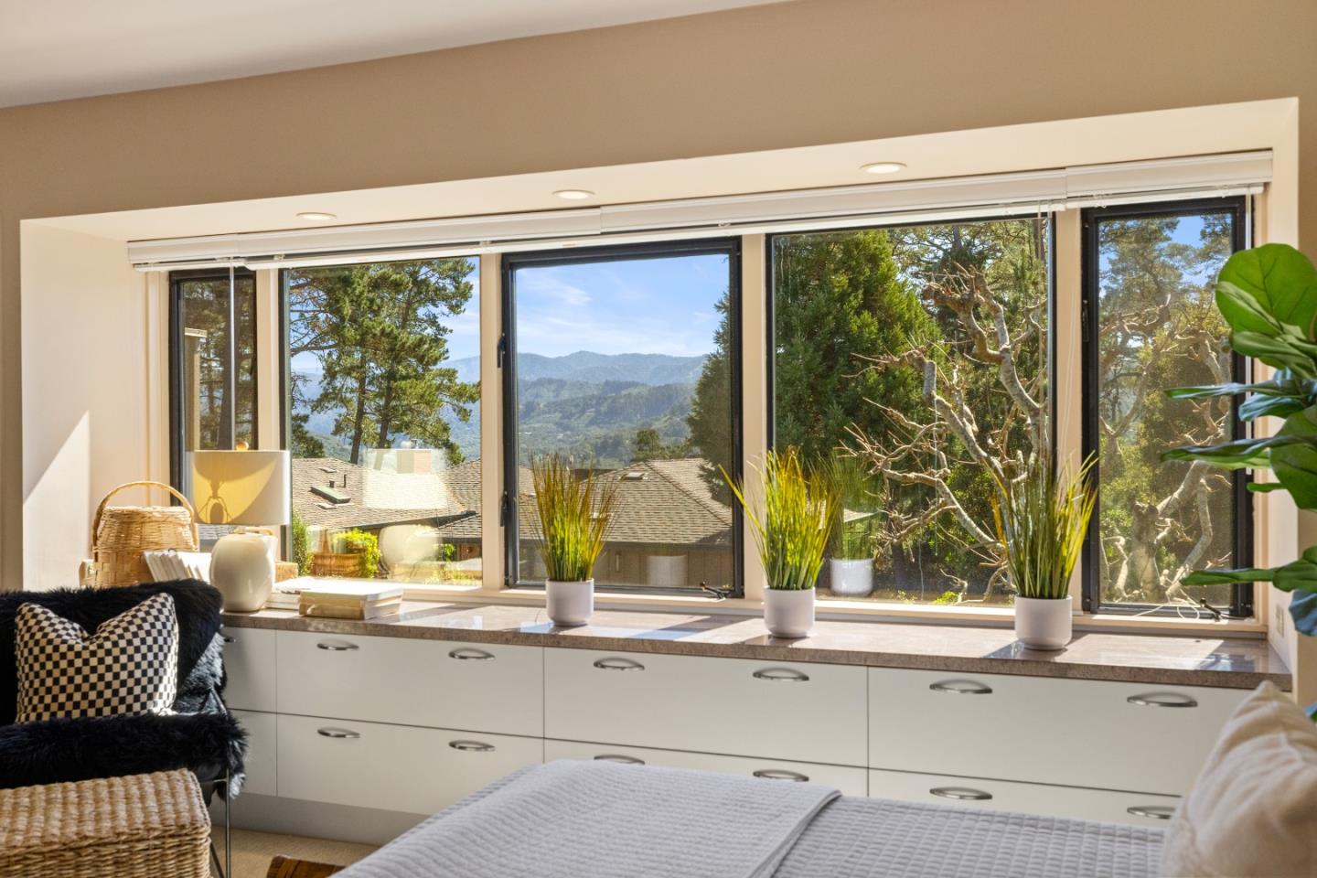 Detail Gallery Image 20 of 37 For 94 Del Mesa Carmel, Carmel,  CA 93923 - 2 Beds | 2 Baths