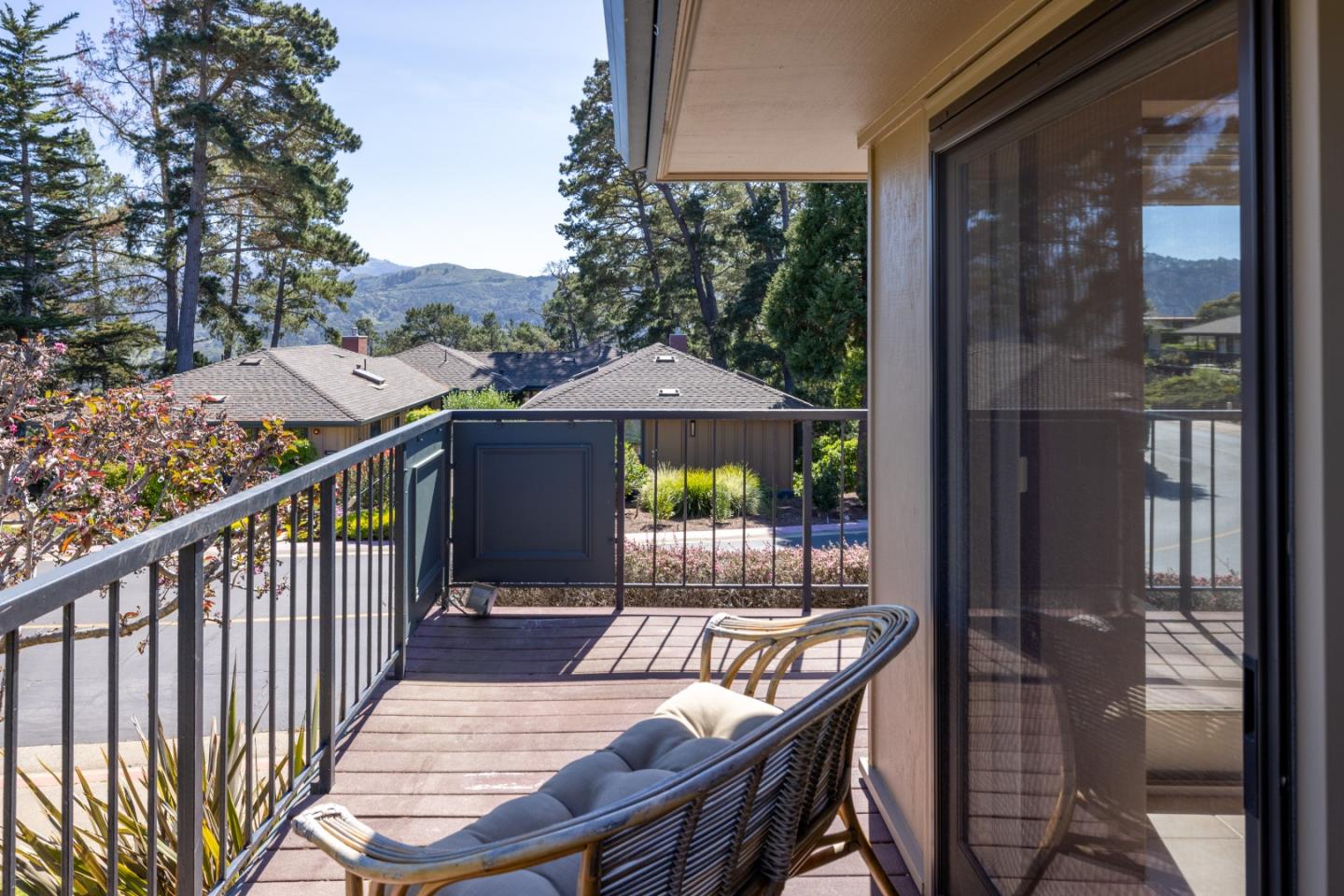 Detail Gallery Image 26 of 37 For 94 Del Mesa Carmel, Carmel,  CA 93923 - 2 Beds | 2 Baths