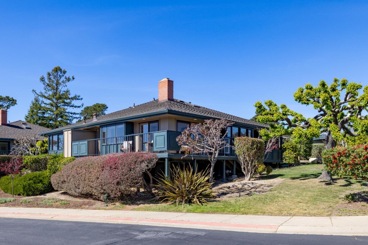 Detail Gallery Image 30 of 37 For 94 Del Mesa Carmel, Carmel,  CA 93923 - 2 Beds | 2 Baths