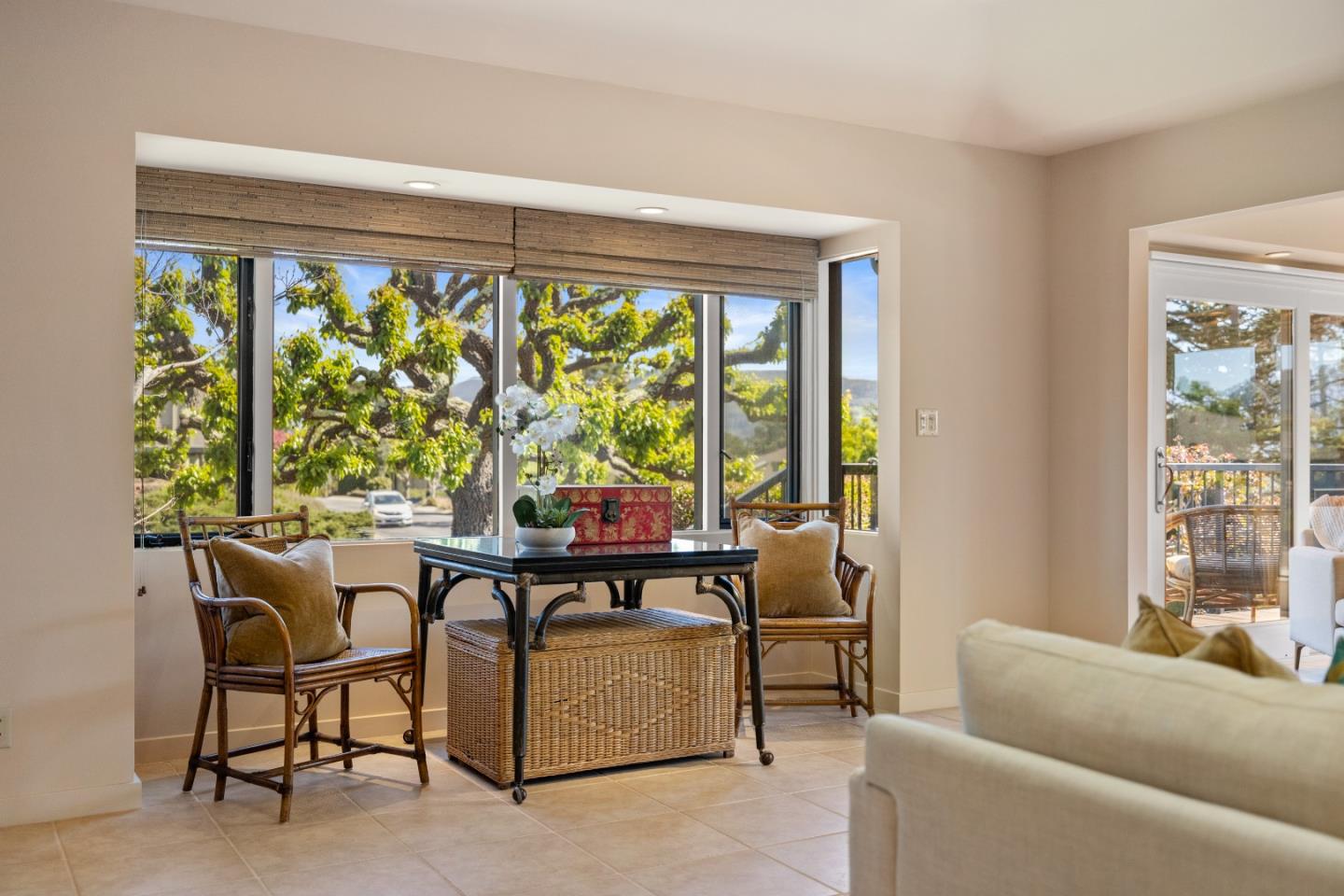 Detail Gallery Image 6 of 37 For 94 Del Mesa Carmel, Carmel,  CA 93923 - 2 Beds | 2 Baths