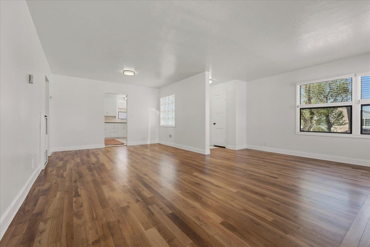 Detail Gallery Image 6 of 28 For 282 Noice Dr, Salinas,  CA 93906 - 2 Beds | 1 Baths