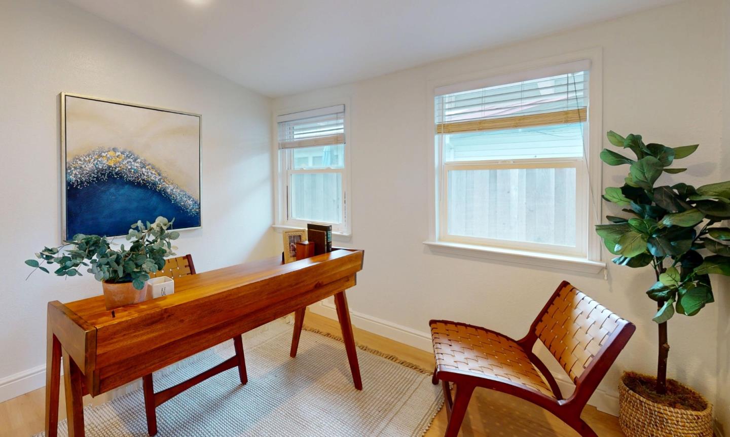 Detail Gallery Image 10 of 24 For 696 Lakehaven Dr, Sunnyvale,  CA 94089 - 5 Beds | 3 Baths