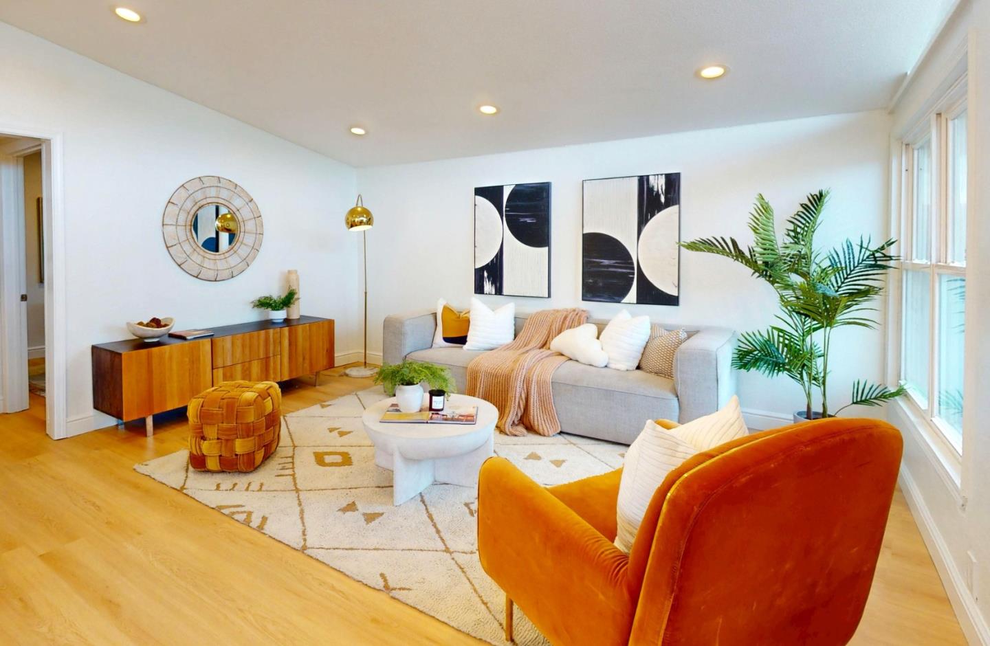 Detail Gallery Image 9 of 24 For 696 Lakehaven Dr, Sunnyvale,  CA 94089 - 5 Beds | 3 Baths