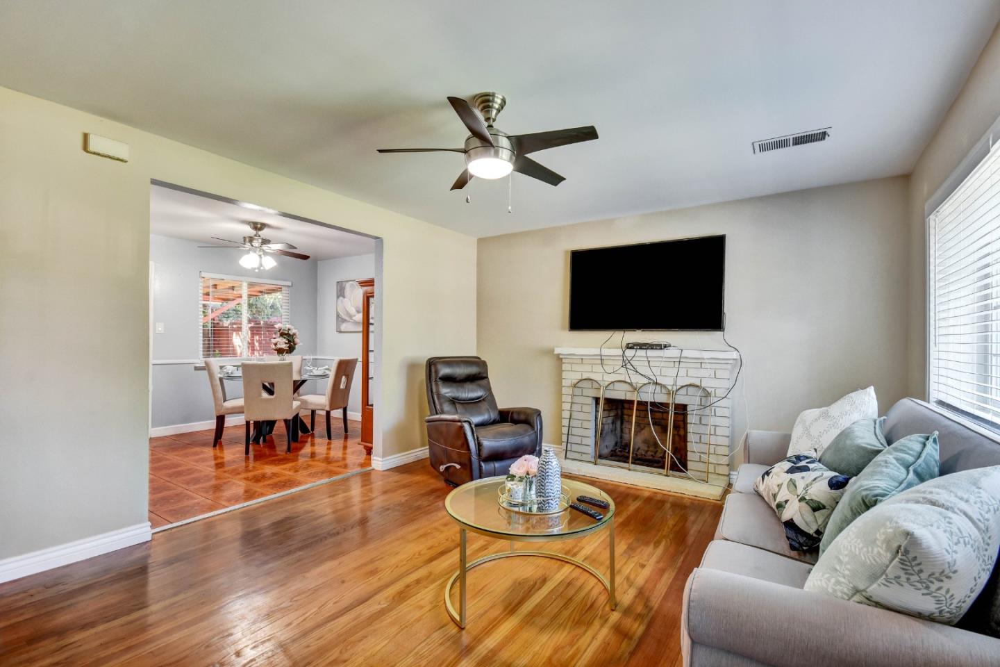 Detail Gallery Image 6 of 25 For 5191 Roeder, San Jose,  CA 95111 - 3 Beds | 2 Baths