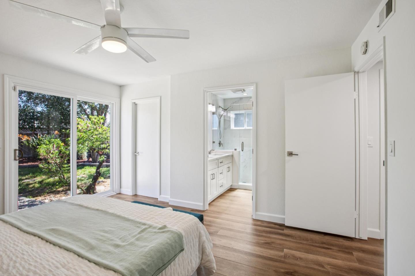 Detail Gallery Image 10 of 26 For 4292 Meg Dr, San Jose,  CA 95136 - 5 Beds | 3 Baths