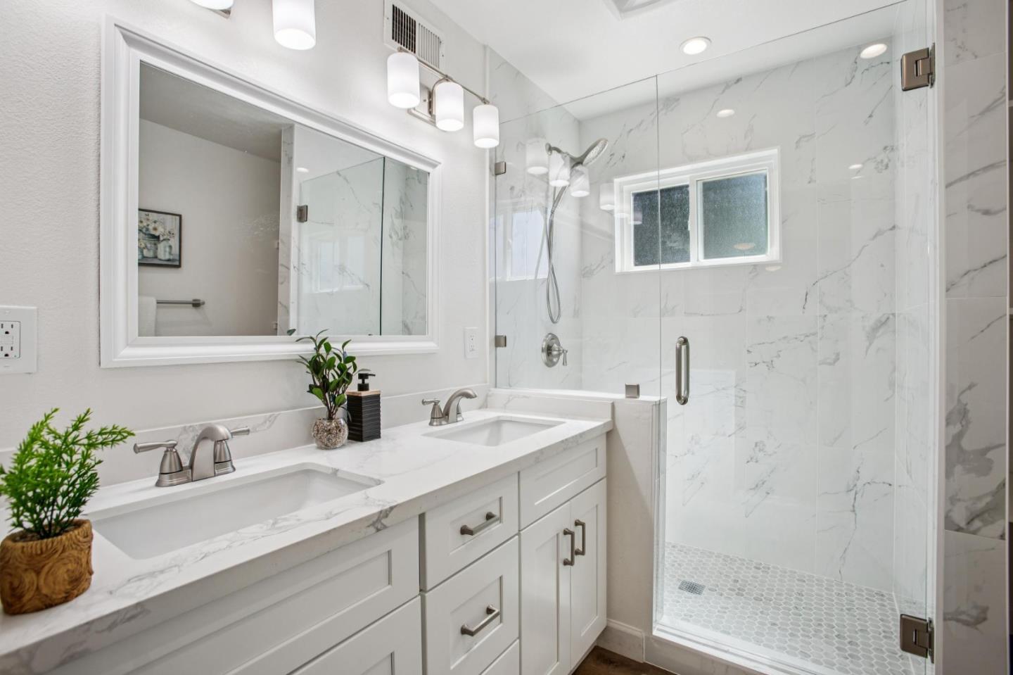 Detail Gallery Image 11 of 26 For 4292 Meg Dr, San Jose,  CA 95136 - 5 Beds | 3 Baths