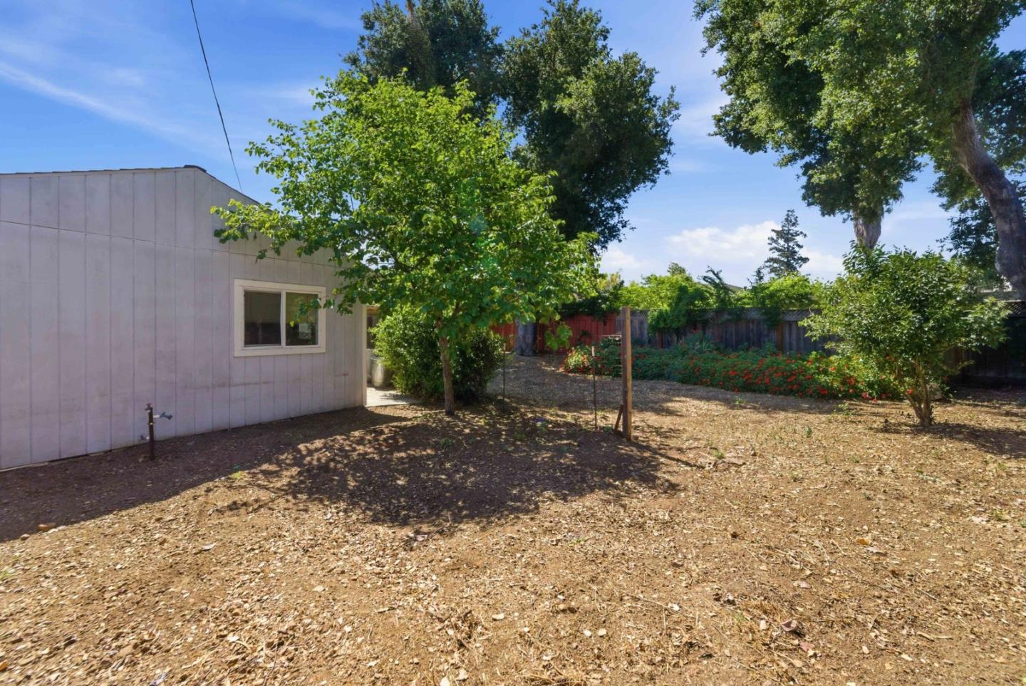 Detail Gallery Image 18 of 20 For 22051 Hibiscus Dr, Cupertino,  CA 95014 - 3 Beds | 1 Baths