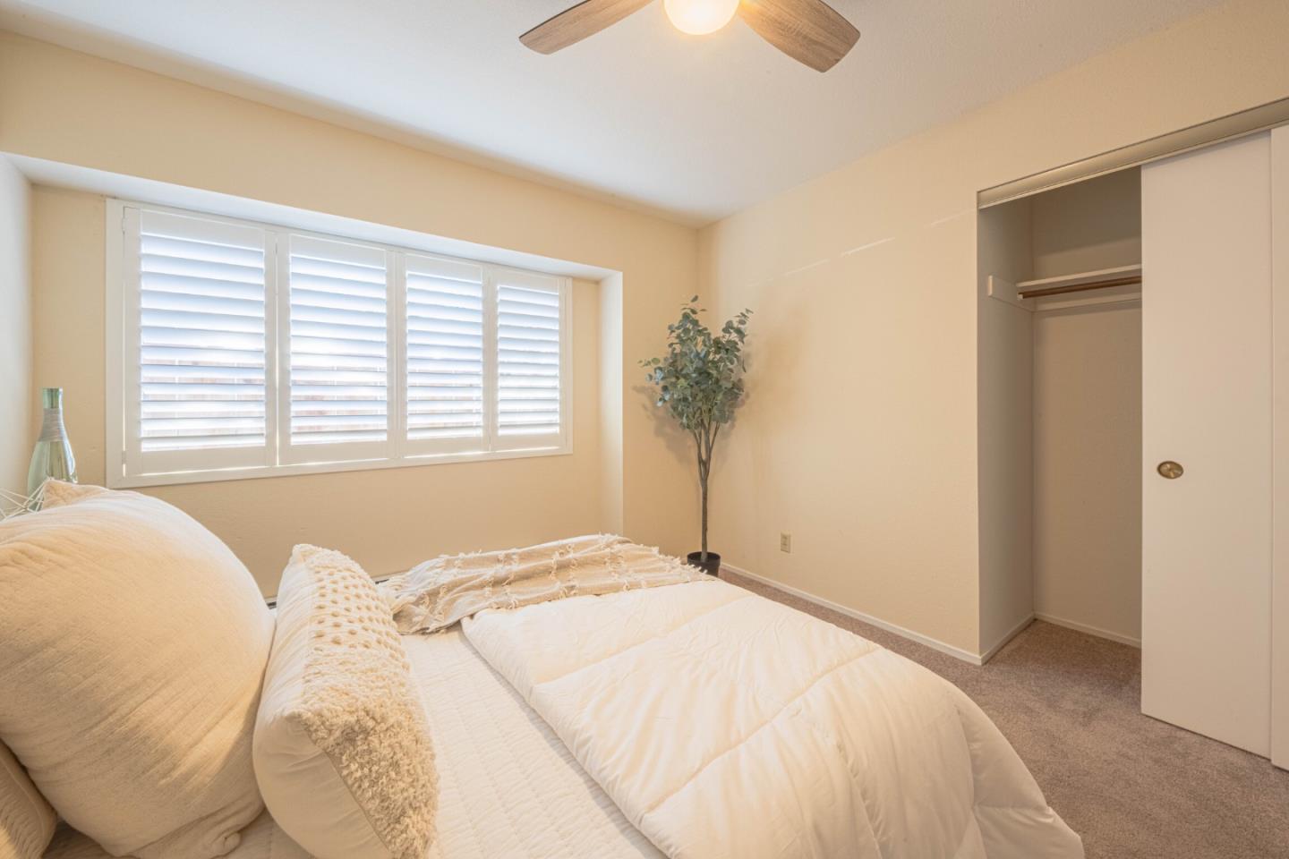 Detail Gallery Image 22 of 33 For 515 Ramona Court #1,  Monterey,  CA 93940 - 2 Beds | 1/1 Baths