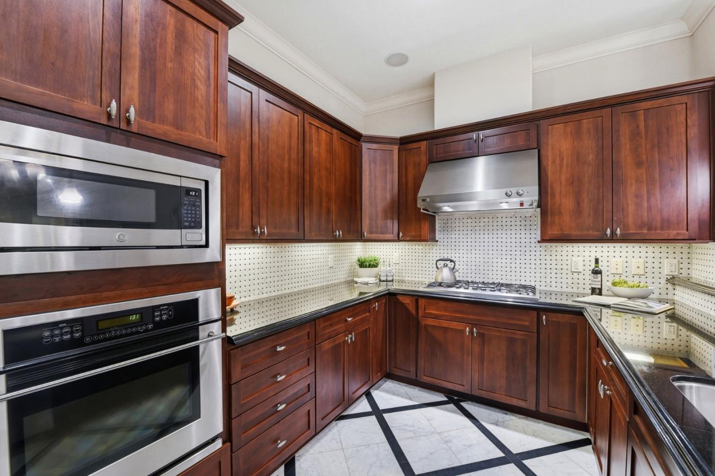 Photo #10: ML82040234 Listing: Photo #10