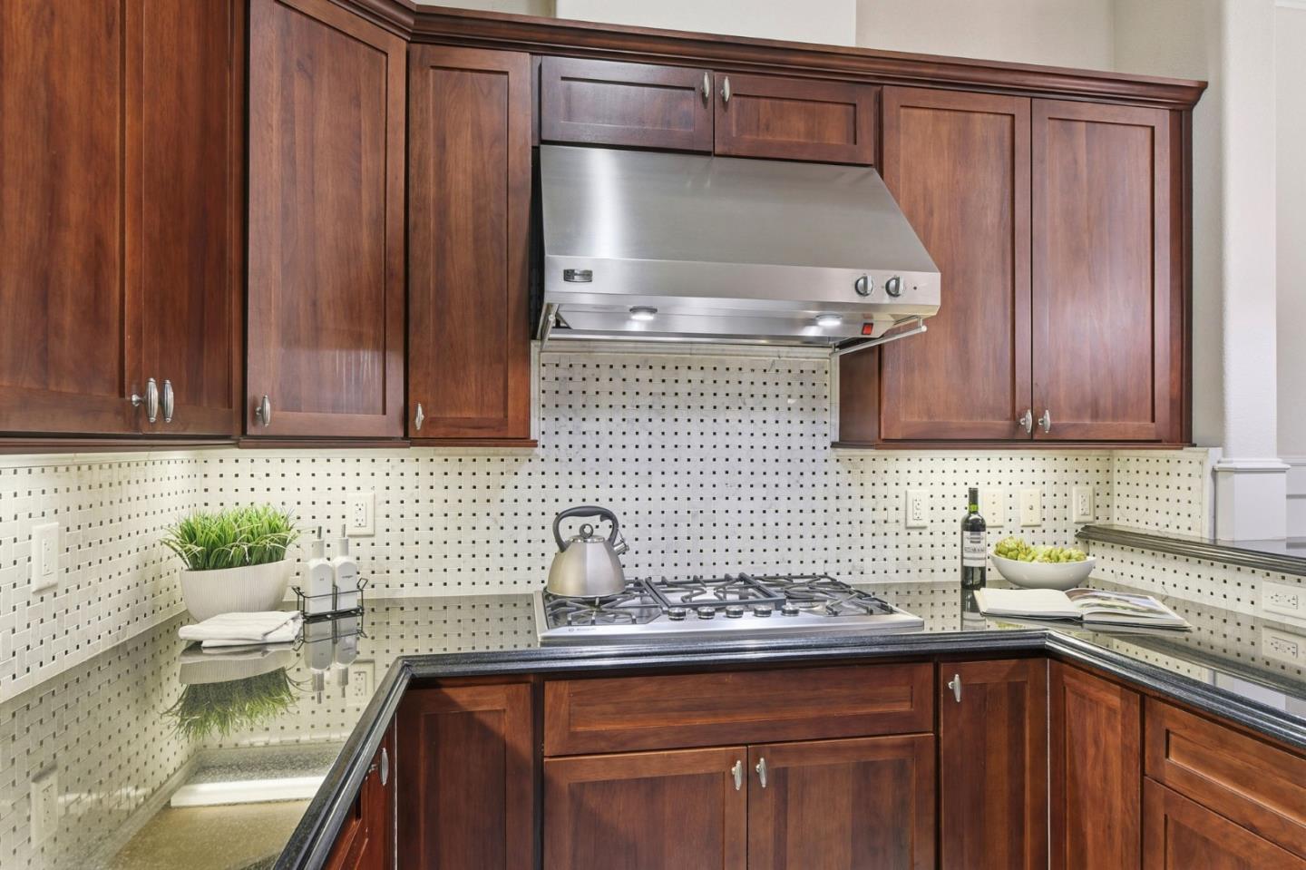 Photo #11: ML82040234 Listing: Photo #11