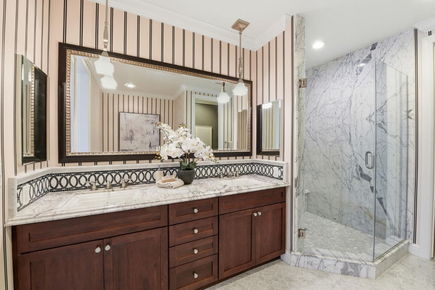 Photo #17: ML82040234 Listing: Photo #17