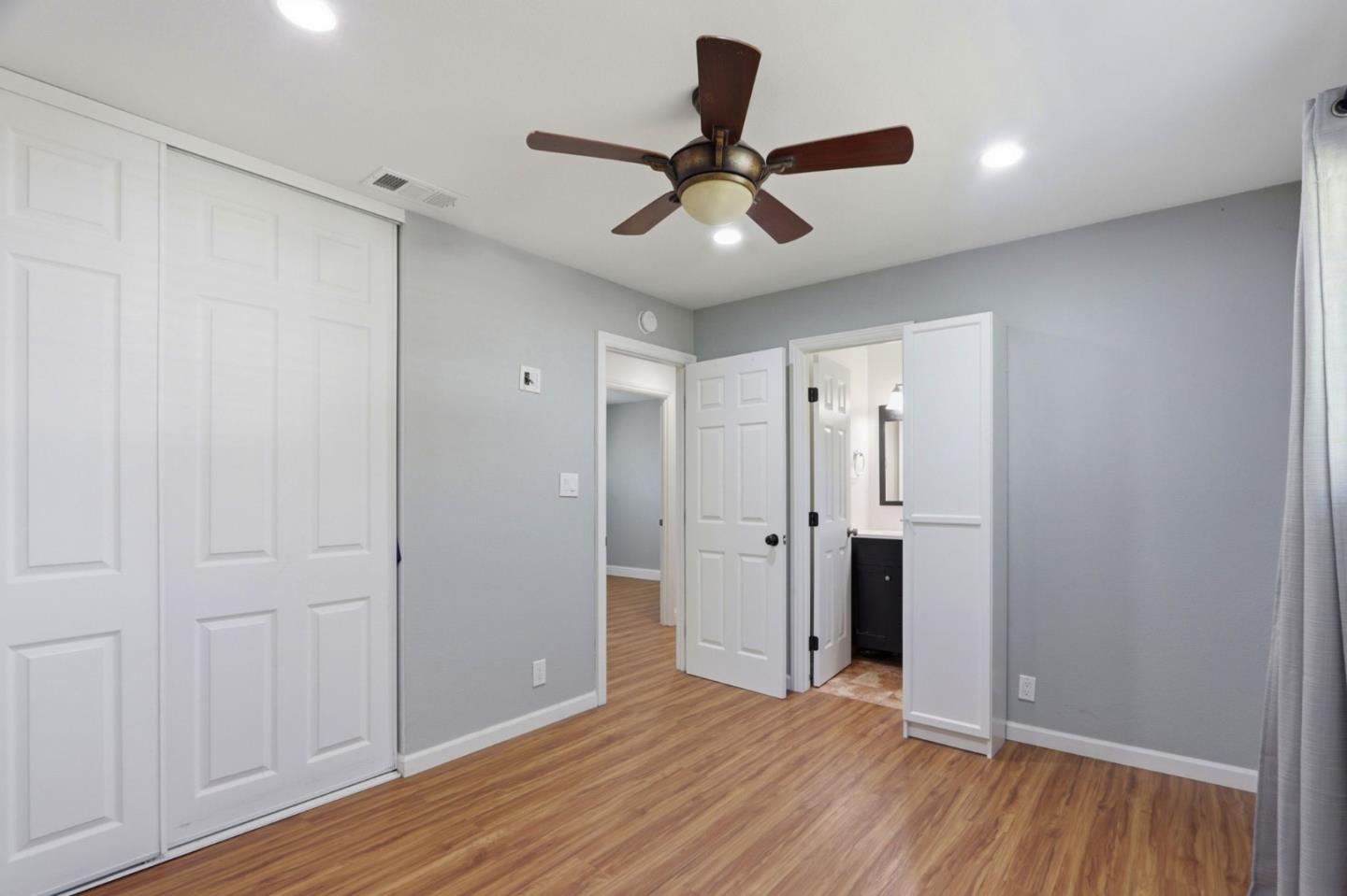 Detail Gallery Image 22 of 42 For 3730 Starview Dr, San Jose,  CA 95124 - 3 Beds | 2 Baths