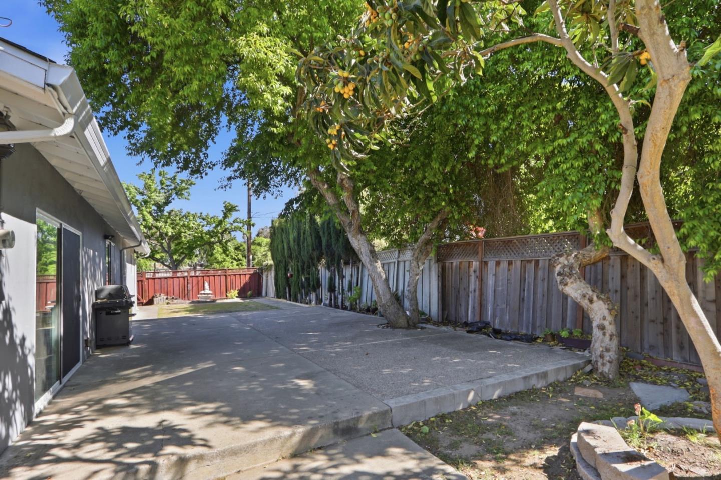 Detail Gallery Image 29 of 42 For 3730 Starview Dr, San Jose,  CA 95124 - 3 Beds | 2 Baths