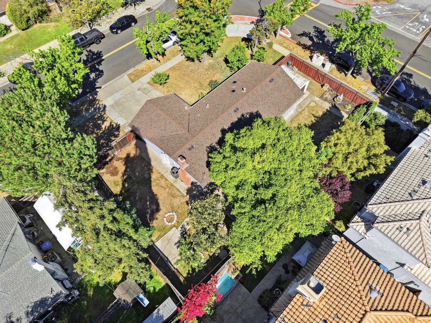 Detail Gallery Image 40 of 42 For 3730 Starview Dr, San Jose,  CA 95124 - 3 Beds | 2 Baths