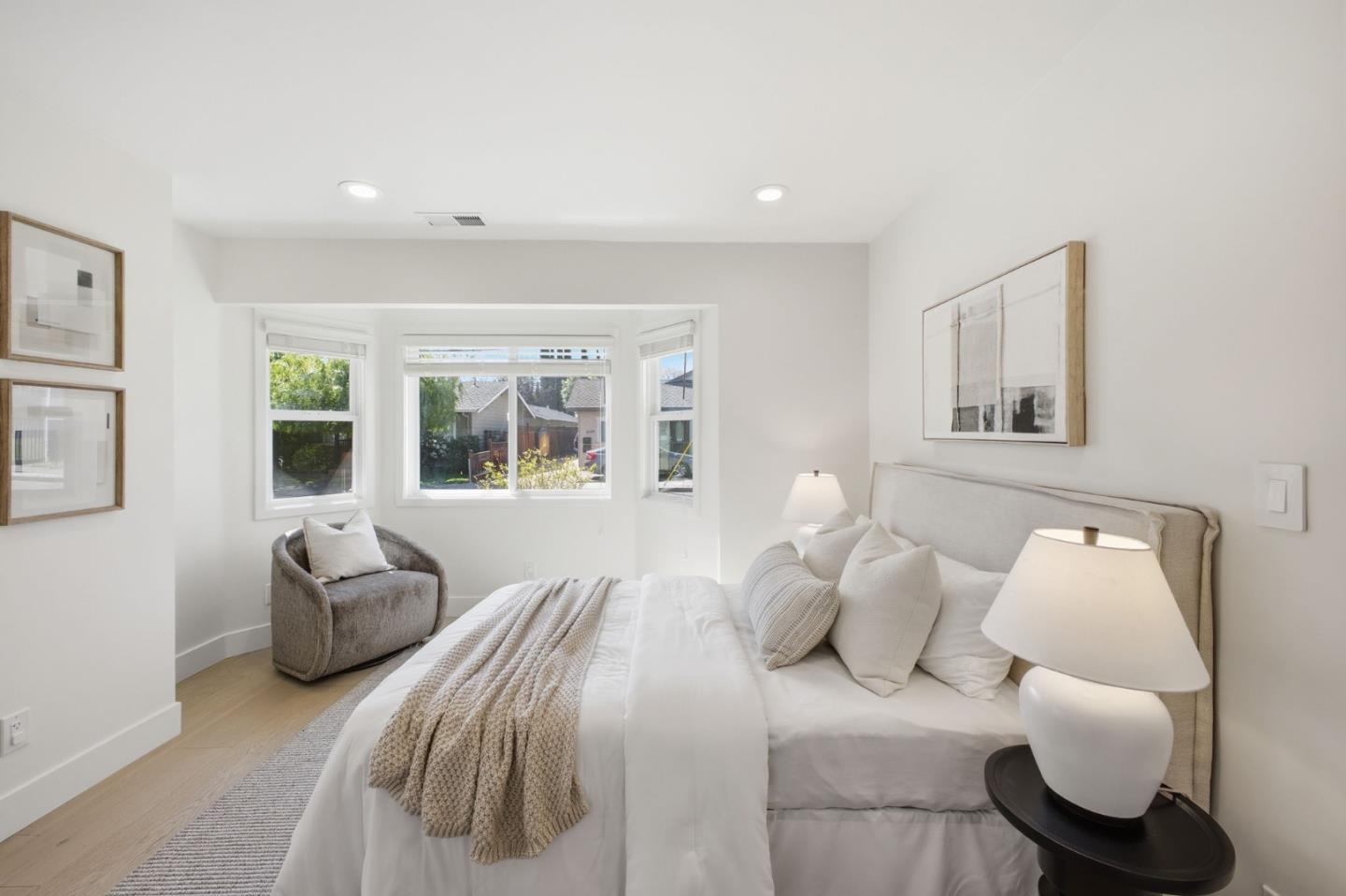 Detail Gallery Image 16 of 71 For 1027 Garland Ave, San Jose,  CA 95126 - 4 Beds | 3 Baths