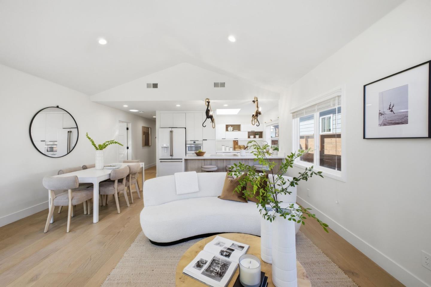 Detail Gallery Image 5 of 71 For 1027 Garland Ave, San Jose,  CA 95126 - 4 Beds | 3 Baths