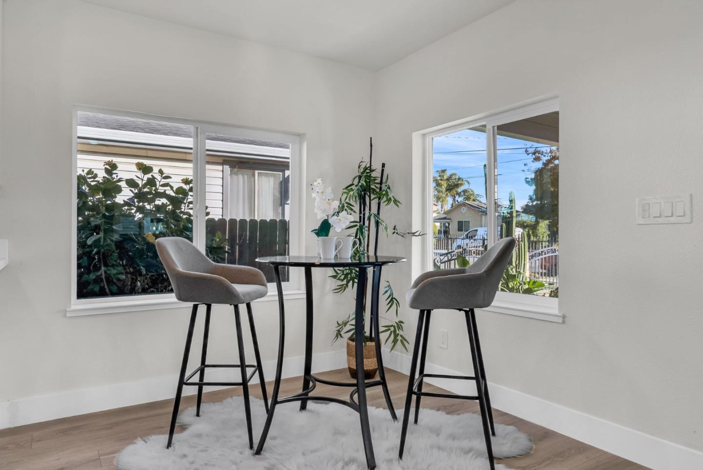 Detail Gallery Image 12 of 58 For 1539 San Fernando, San Jose,  CA 95116 - 3 Beds | 3 Baths