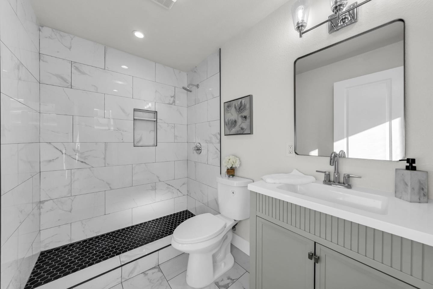 Detail Gallery Image 23 of 58 For 1539 San Fernando, San Jose,  CA 95116 - 3 Beds | 3 Baths