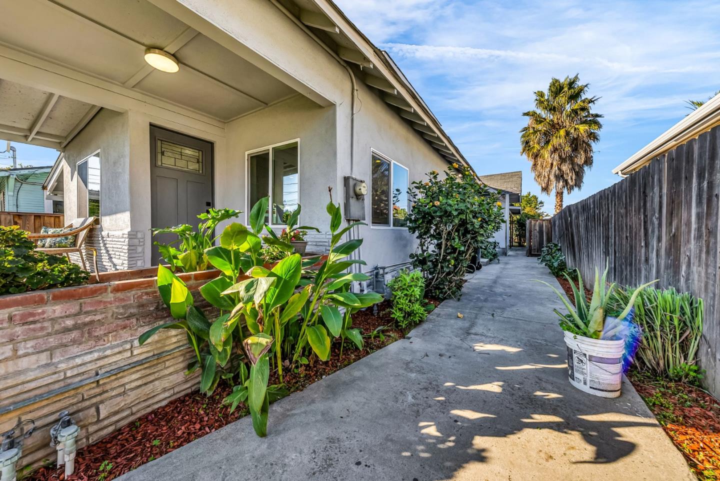 Detail Gallery Image 6 of 58 For 1539 San Fernando, San Jose,  CA 95116 - 3 Beds | 3 Baths