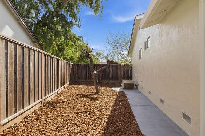 Detail Gallery Image 26 of 26 For 2606 Apollo Dr, San Jose,  CA 95121 - 3 Beds | 2 Baths