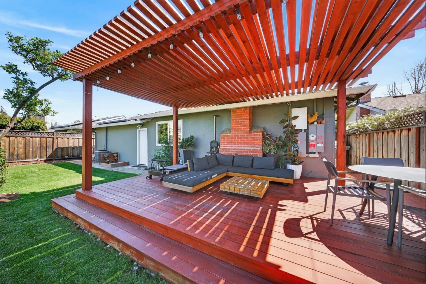 Detail Gallery Image 25 of 35 For 1841 Rochelle Dr, San Jose,  CA 95124 - 3 Beds | 2 Baths