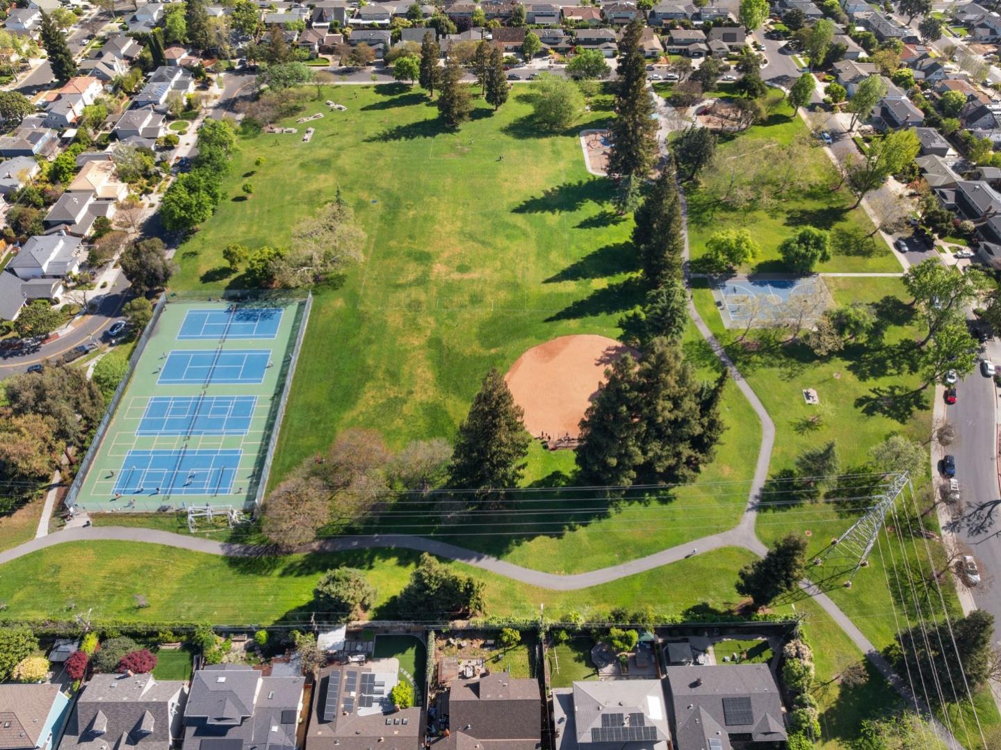 Detail Gallery Image 29 of 35 For 1841 Rochelle Dr, San Jose,  CA 95124 - 3 Beds | 2 Baths