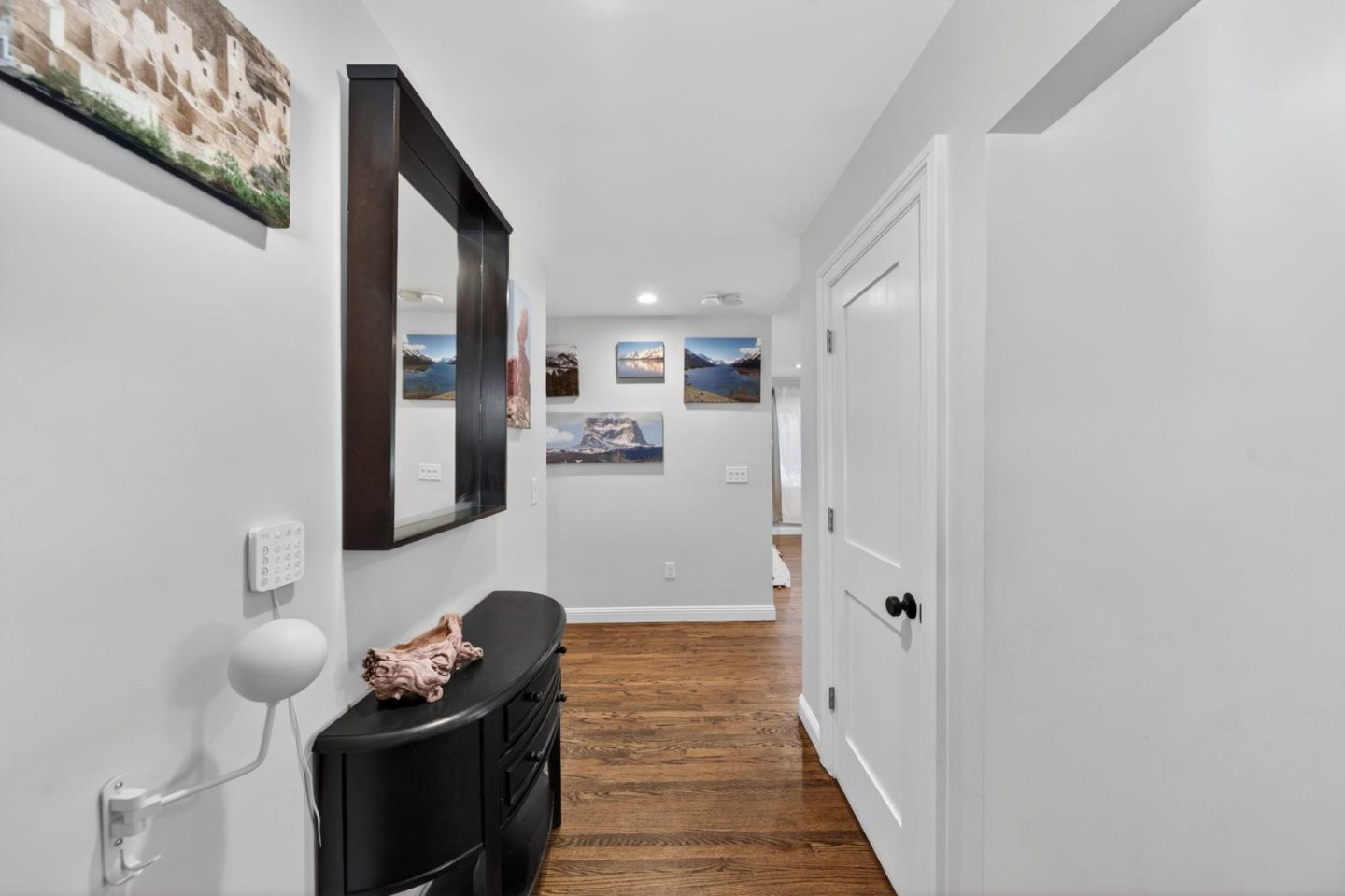 Detail Gallery Image 3 of 35 For 1841 Rochelle Dr, San Jose,  CA 95124 - 3 Beds | 2 Baths