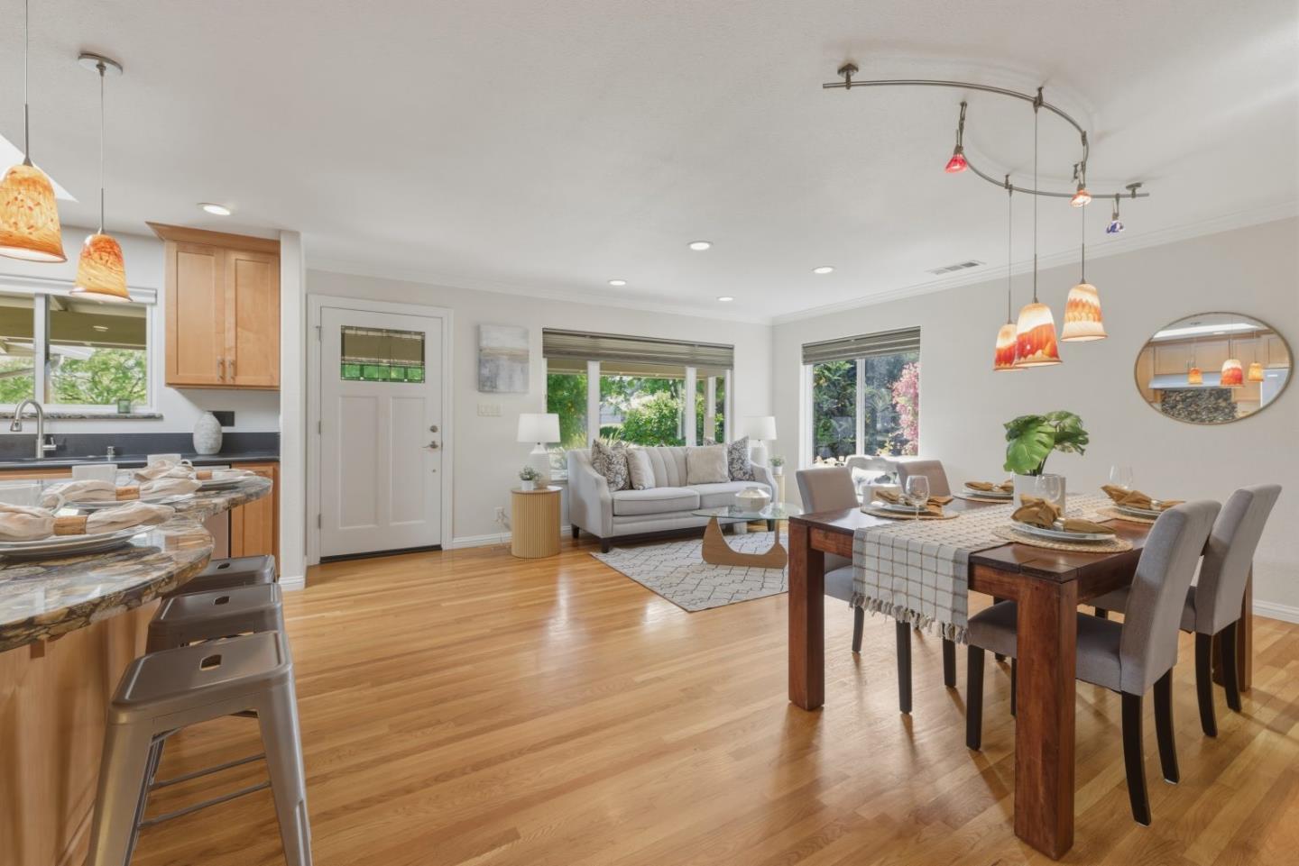 Detail Gallery Image 9 of 47 For 6235 Tillamook, San Jose,  CA 95123 - 3 Beds | 2 Baths