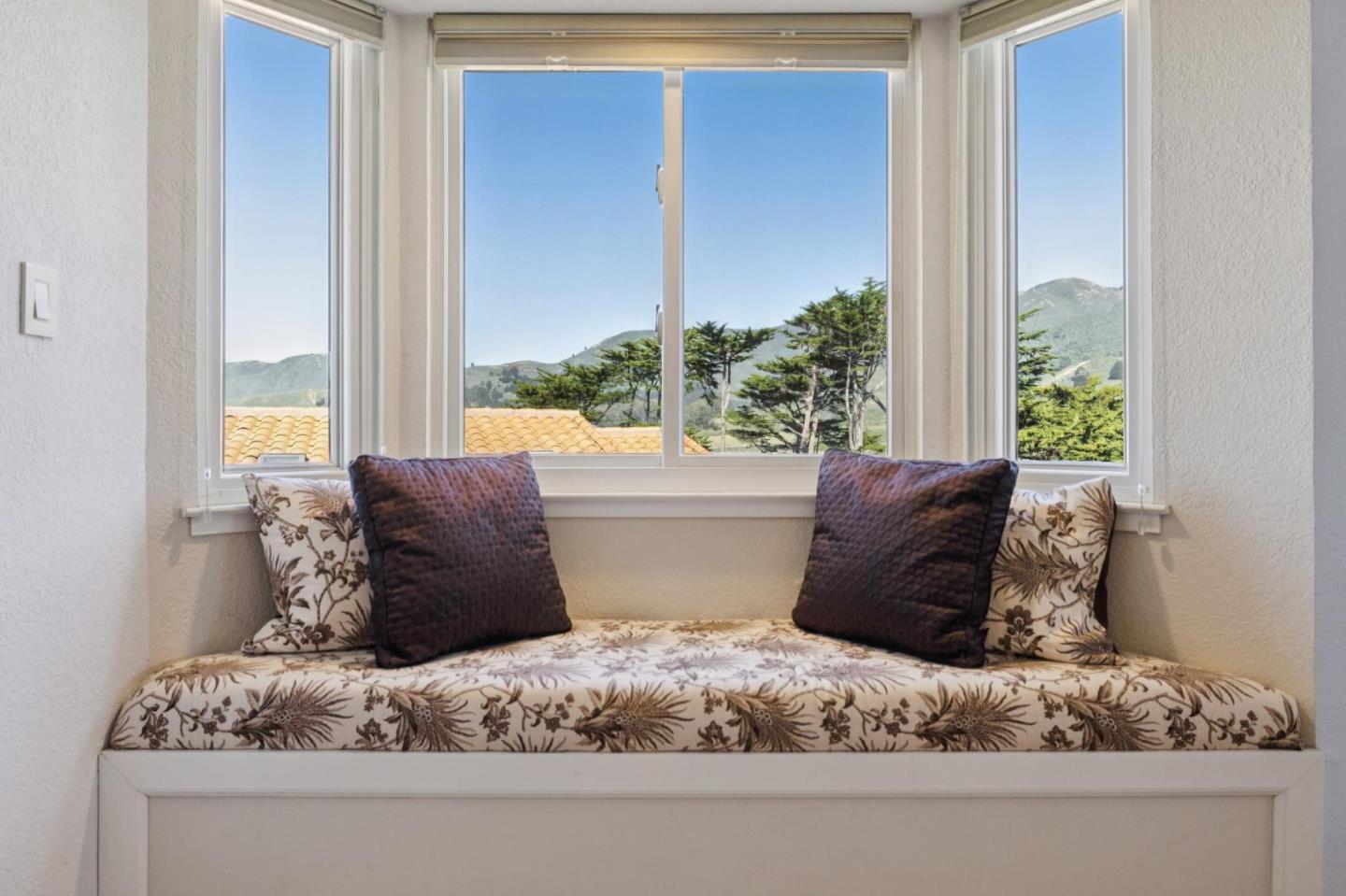 Detail Gallery Image 19 of 50 For 1198 Main St, Montara,  CA 94037 - 4 Beds | 3/1 Baths