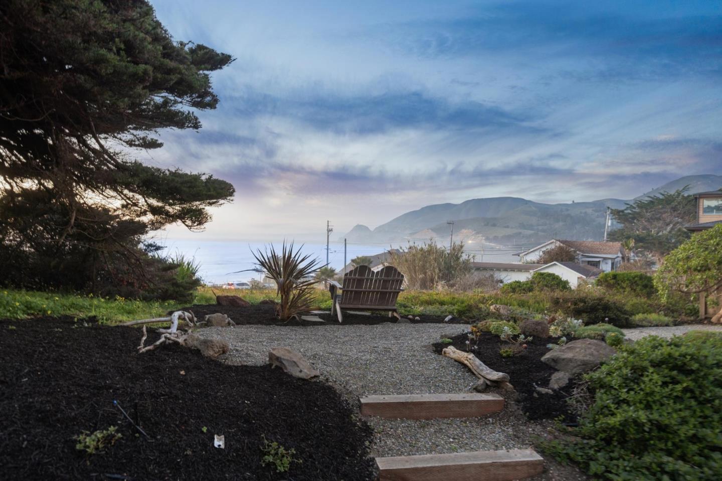 Detail Gallery Image 45 of 50 For 1198 Main St, Montara,  CA 94037 - 4 Beds | 3/1 Baths