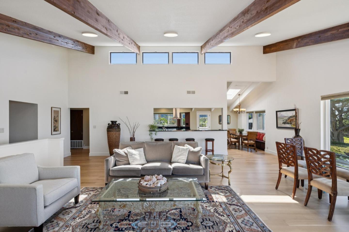 Detail Gallery Image 8 of 50 For 1198 Main St, Montara,  CA 94037 - 4 Beds | 3/1 Baths