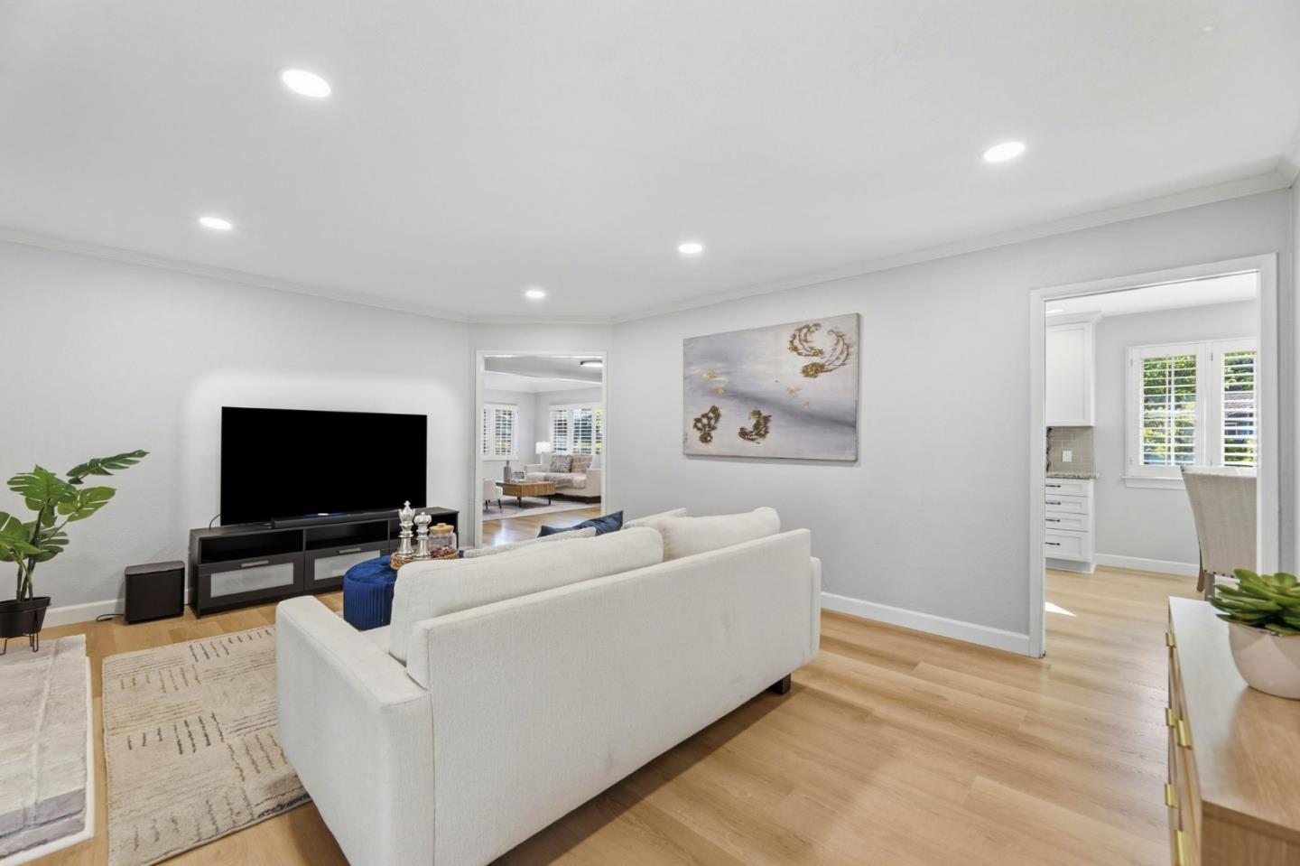 Detail Gallery Image 12 of 44 For 1396 Cordelia Ave, San Jose,  CA 95129 - 3 Beds | 2/1 Baths