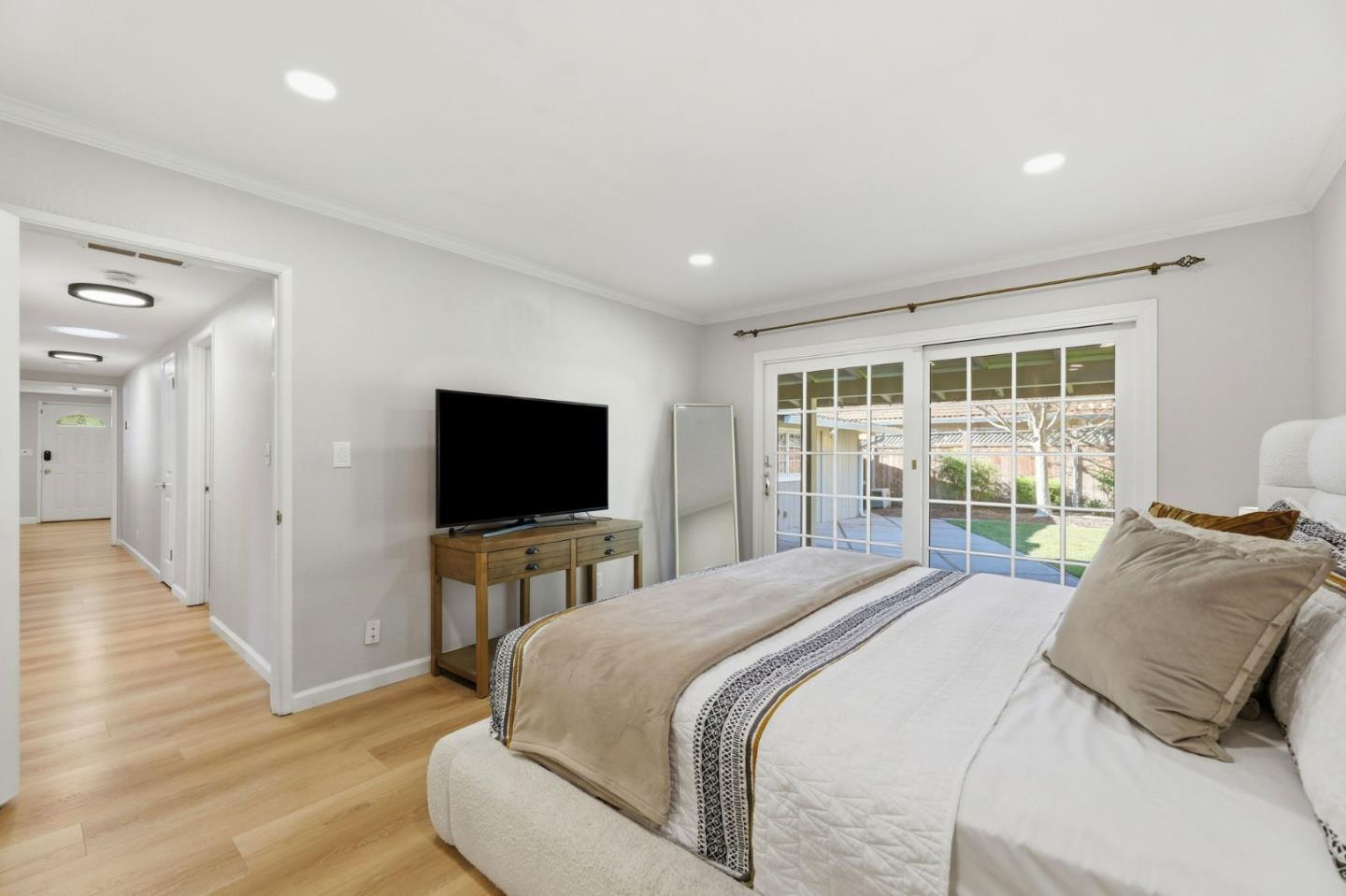 Detail Gallery Image 22 of 44 For 1396 Cordelia Ave, San Jose,  CA 95129 - 3 Beds | 2/1 Baths