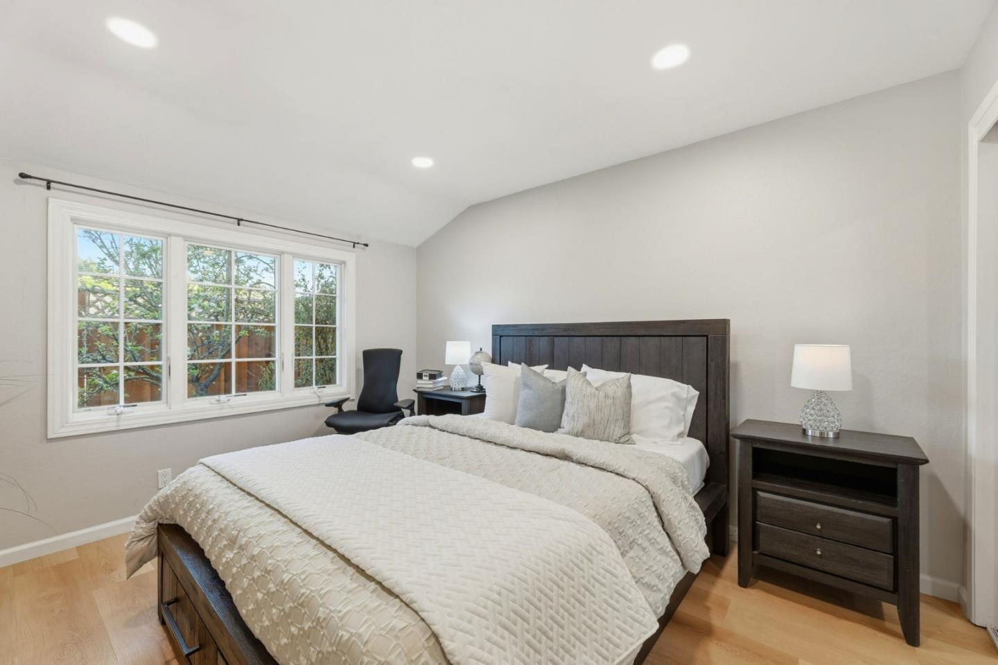 Detail Gallery Image 27 of 44 For 1396 Cordelia Ave, San Jose,  CA 95129 - 3 Beds | 2/1 Baths