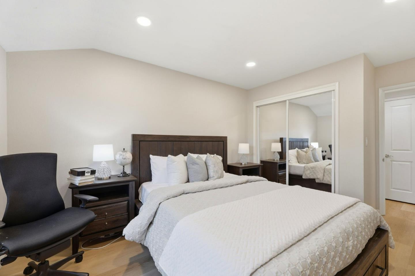 Detail Gallery Image 28 of 44 For 1396 Cordelia Ave, San Jose,  CA 95129 - 3 Beds | 2/1 Baths