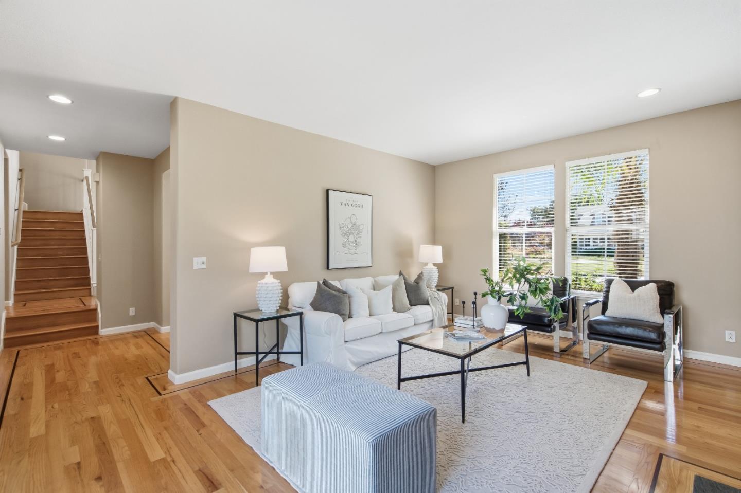 Detail Gallery Image 11 of 45 For 703 Lacewing Ln, Redwood City,  CA 94065 - 4 Beds | 2/1 Baths