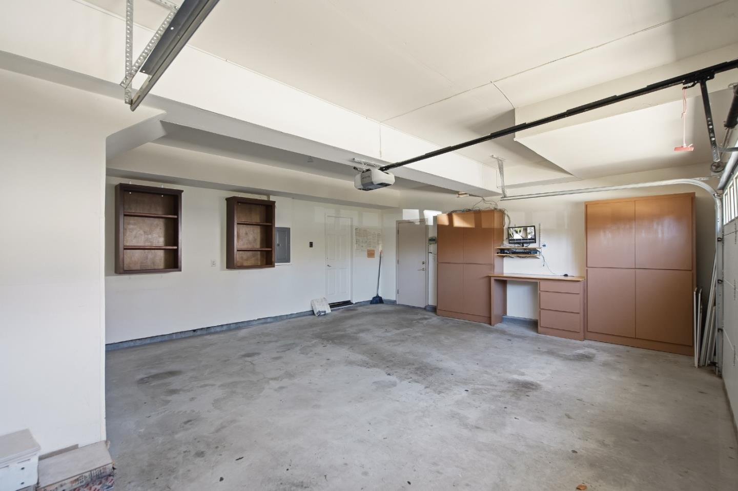 Detail Gallery Image 22 of 45 For 703 Lacewing Ln, Redwood City,  CA 94065 - 4 Beds | 2/1 Baths