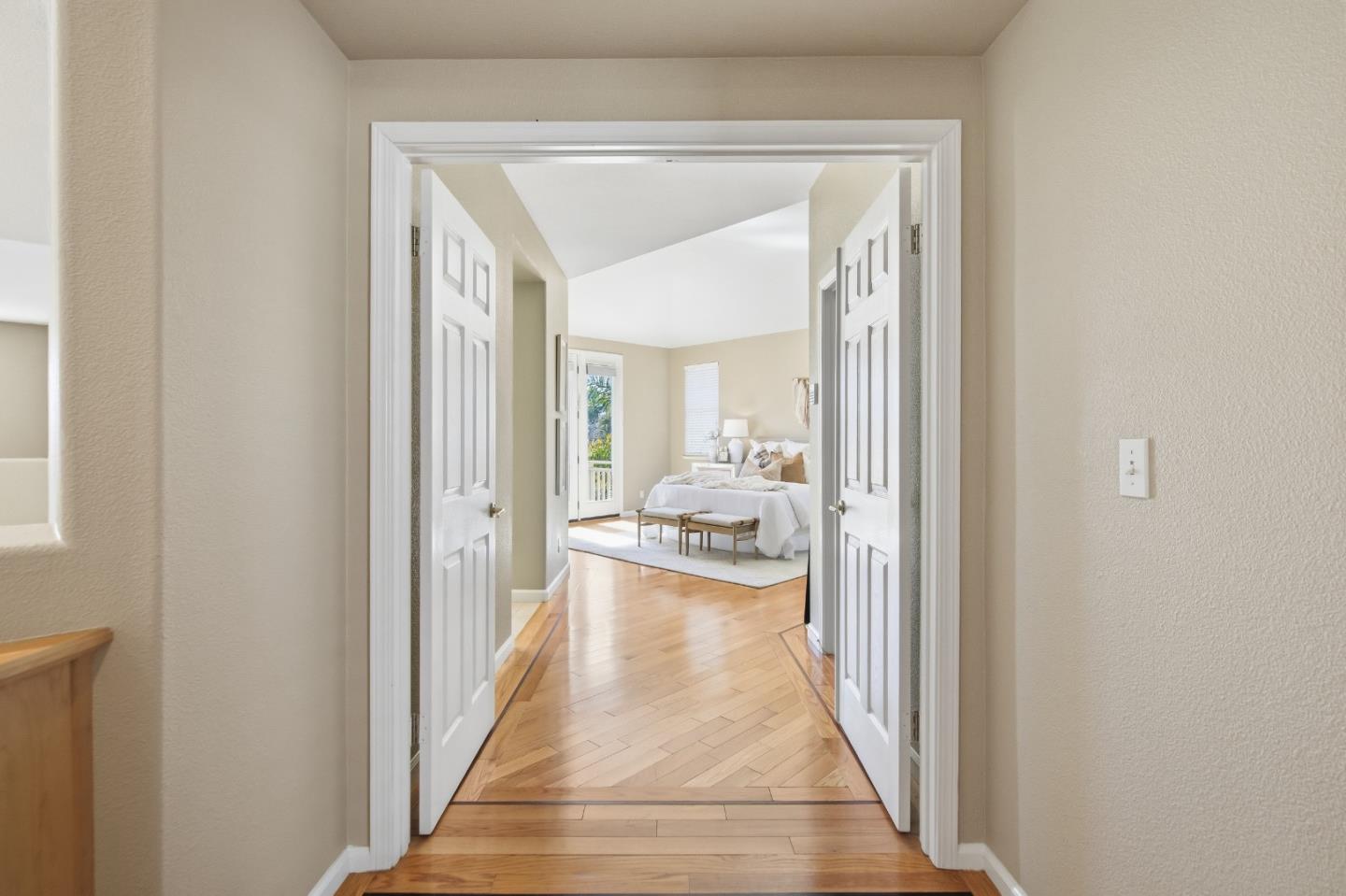 Detail Gallery Image 24 of 45 For 703 Lacewing Ln, Redwood City,  CA 94065 - 4 Beds | 2/1 Baths